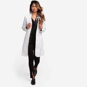 Figs Classic Lab Coat XS White *FLAW*